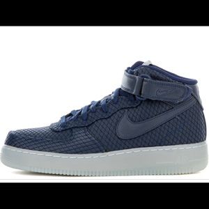 Nike Air Force 1 Mid 07 LV8 Blue
